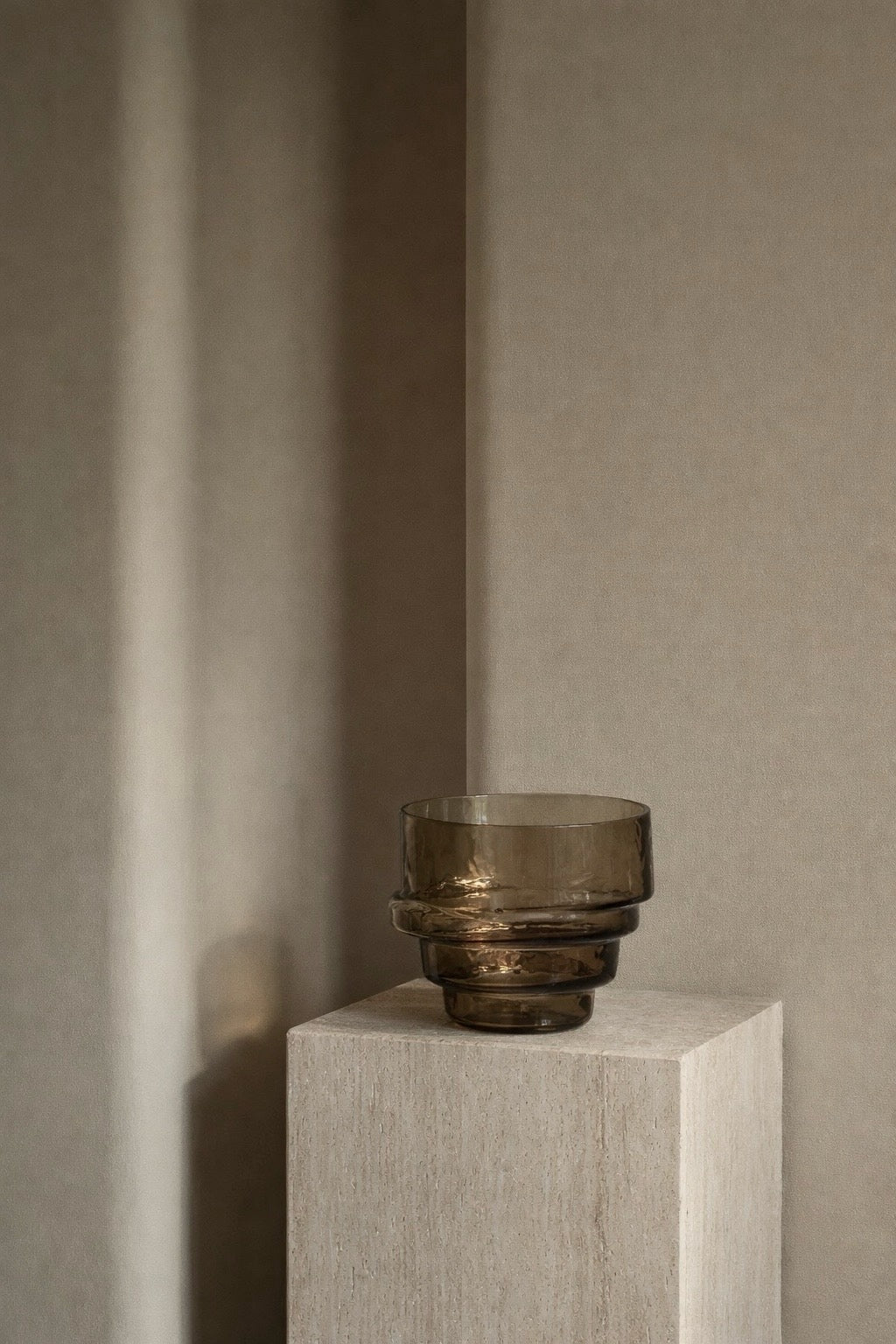 Smoked Ember Vase | Lauvring