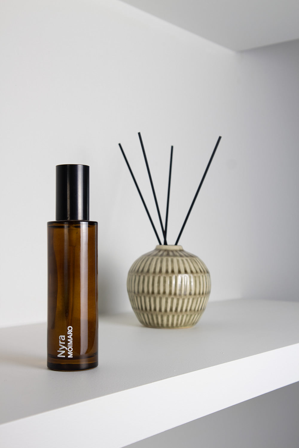 Roomspray | Nyra | Verbena · Black Peper · Patchouli