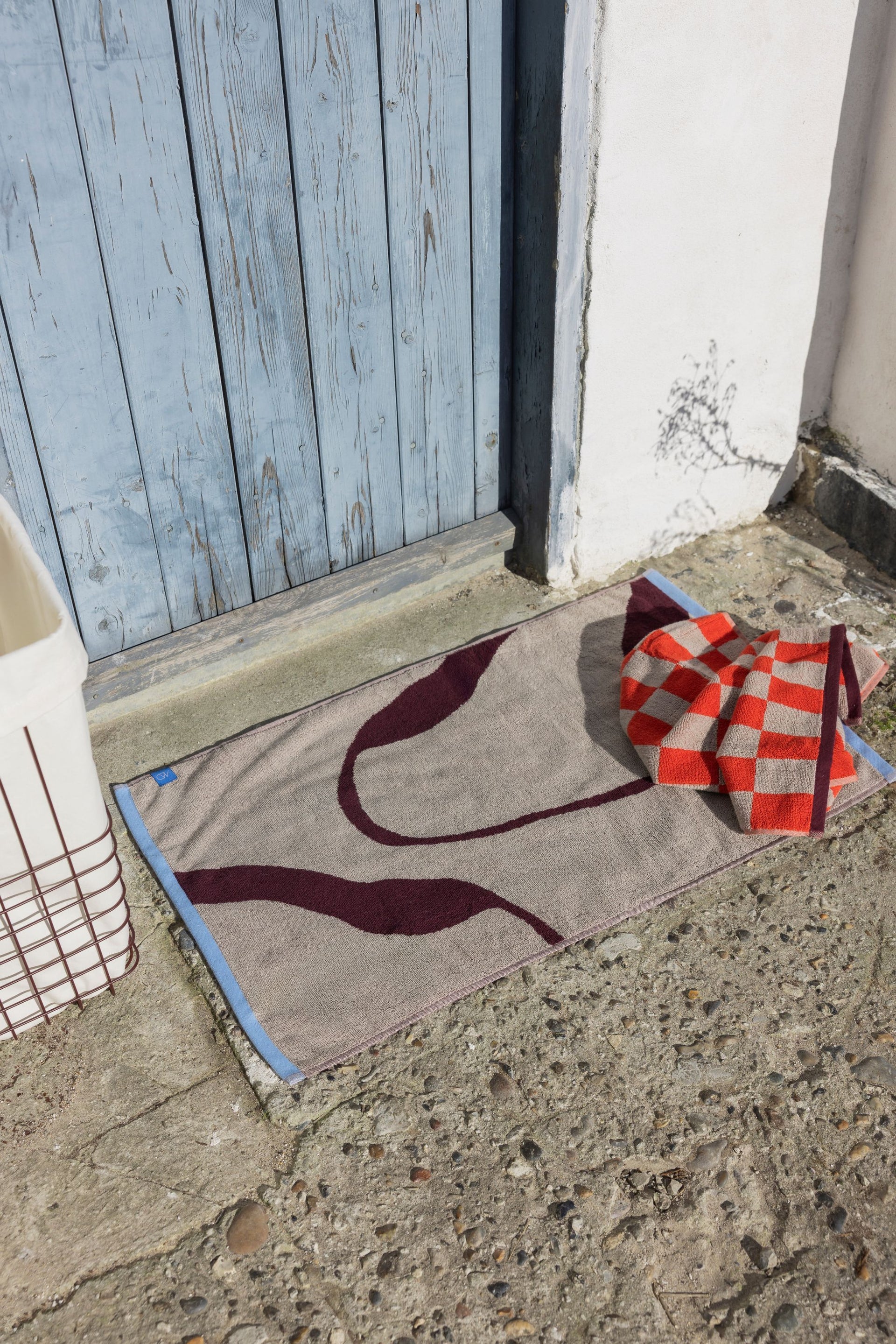 Nova Arte badmat | Bordeaux - Beige